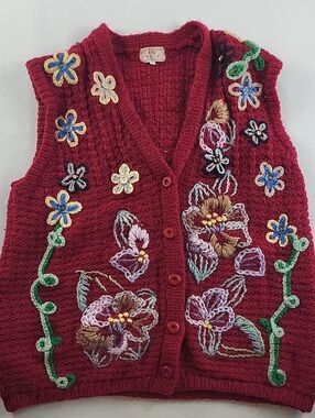 Vintage 90s Hand Embroidered Floral Knit Sweater Vest Burgundy Red Cottagecore
